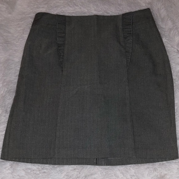 Banana Republic Skirt - Picture 2 of 5